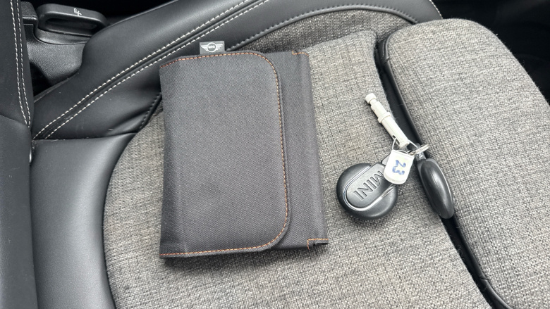 MINI Hatchback 135kW Cooper S Level 2 33kWh 3dr Auto Electric Hatchback